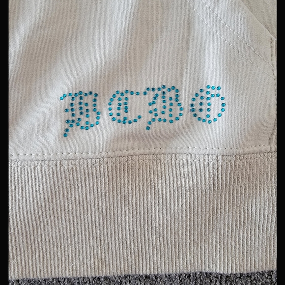 BNWT Y2K Women's Med BCBGMaxAzria Canvas Colored Bedazzled Blue Peacock Hoodie - Picture 4 of 12